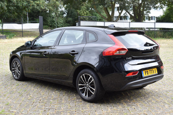 Volvo V40 2.0 T2 Nordic+ ACTIE !! ACTIE !! ACTIE Navi Pdc Dealer Onderhouden