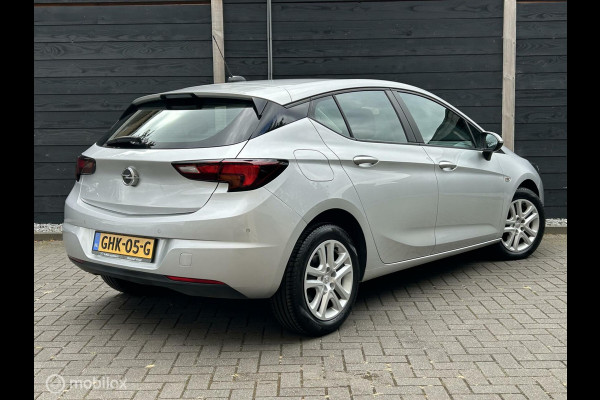 Opel Astra 1.2 Edition Aut. Airco / FM nav / Carplay / 58.684 KM