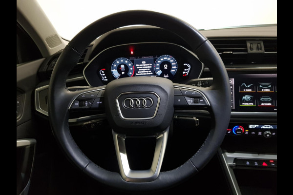 Audi Q3 35 TFSI 150pk S-Tronic Advanced Navigatie Climate Control Led DAB Cruise Control Adaptive Digitale Cockpit Parkeer sensoren Stoelverwarming