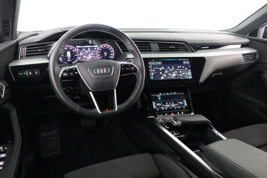 Audi e-tron 55 quattro S-Line 95 kWh 408 pk | Navigatie | Parkeersensoren | Achteruitrijcamera | LED koplampen | Lichtmetalen velgen 21" |