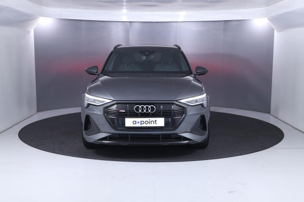 Audi e-tron 55 quattro S-Line 95 kWh 408 pk | Navigatie | Parkeersensoren | Achteruitrijcamera | LED koplampen | Lichtmetalen velgen 21" |