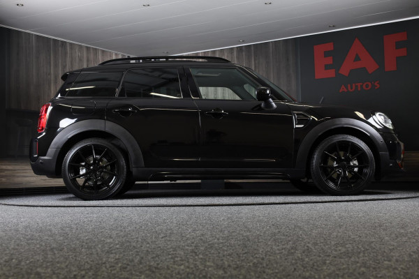 MINI Countryman 1.5 Cooper ALL4 Black Edition / AUT / Digital Cockpit / Navi / Ecc / Open Panoramadak / Led / Pdc / 19 Inch