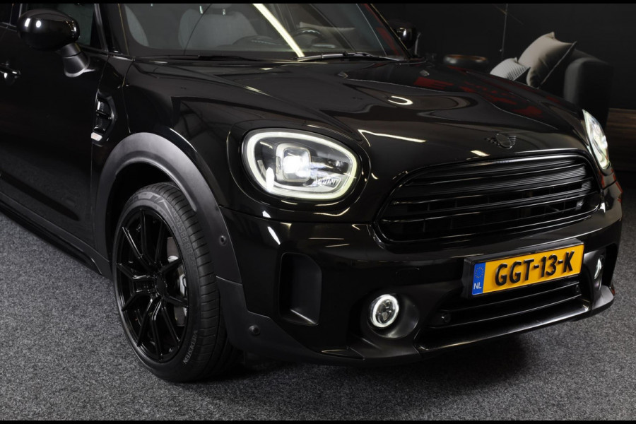 MINI Countryman 1.5 Cooper ALL4 Black Edition / AUT / Digital Cockpit / Navi / Ecc / Open Panoramadak / Led / Pdc / 19 Inch