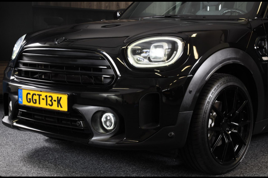 MINI Countryman 1.5 Cooper ALL4 Black Edition / AUT / Digital Cockpit / Navi / Ecc / Open Panoramadak / Led / Pdc / 19 Inch