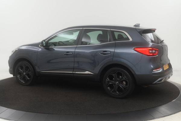 Renault Kadjar 1.3 TCe Black Edition | Panoramadak | Trekhaak | Park Assist | Carplay | Stoelverwarming | Bose | Camera | Alcantara | Full LED