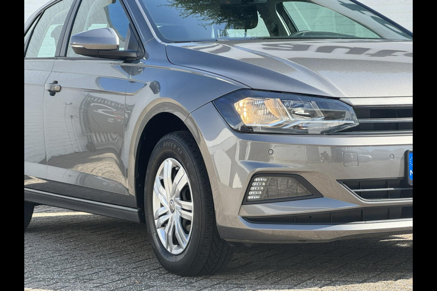 Volkswagen Polo 1.0 MPI Trendline Airco Carplay DAB Navigatie Cruise 4x Elektrische ramen 4 Seizoenen banden