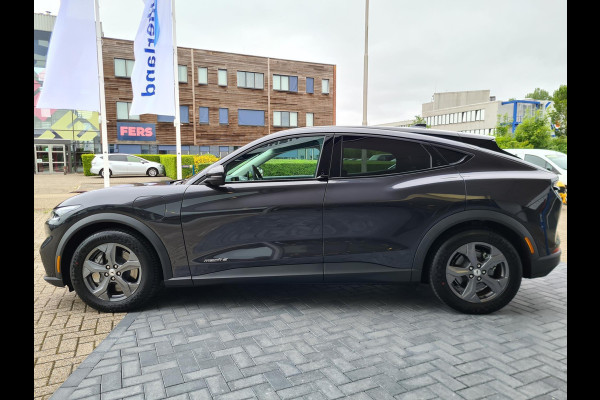 Ford Mustang Mach-E 75kWh RWD 269 PK | Panoramadak | Technology pack | Snel leverbaar