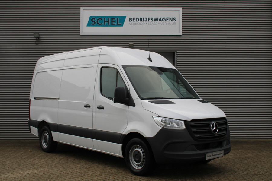 Mercedes-Benz Sprinter 317 CDI L2H2 Pro - Facelift - 3.5t Trekhaak - MBUX10 - Betimmering - DAB - Camera - Cruise - 270gr deuren - Rijklaar