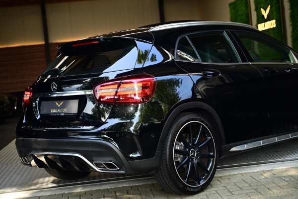 Mercedes-Benz GLA 45 AMG 4Matic - Panoramadak - Achteruitrijcamera - CarPlay - Parkeerassistent -