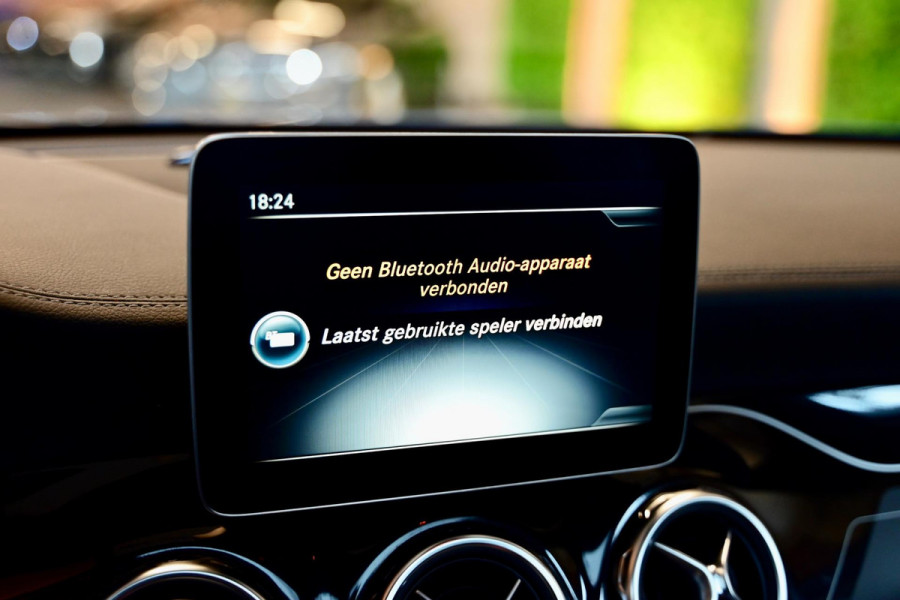 Mercedes-Benz GLA 45 AMG 4Matic - Panoramadak - Achteruitrijcamera - CarPlay - Parkeerassistent -