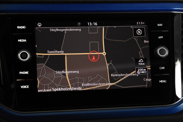 Volkswagen T-Roc *Panoramadak*Carplay*Navigatie*LED*DAB*