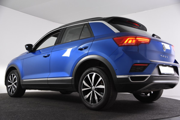 Volkswagen T-Roc *Panoramadak*Carplay*Navigatie*LED*DAB*