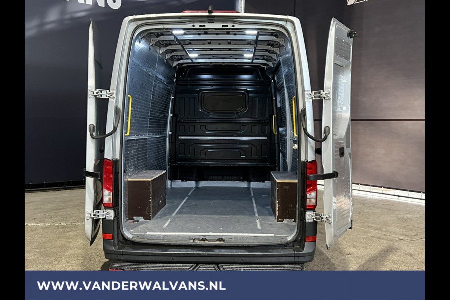 Volkswagen Crafter 2.0 TDI 141pk L3H3 L2H2 Euro6 Airco | Camera | Apple Carplay | Cruisecontrol Android Auto, Parkeersensoren, Bijrijdersbank