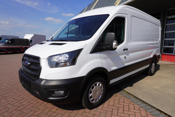 Ford Transit 350L 2.0 TDCI 130PK L3H2 Trend Automaat Nr. V052 | Airco | Cruise | Navi | Trekhaak