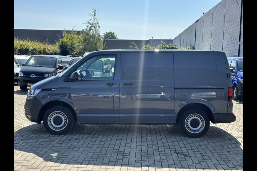 Volkswagen Transporter 2.0 TDI 150PK AUTOMAAT EURO6 L1H1 Achteruitrijcamera/carplay/navigatie