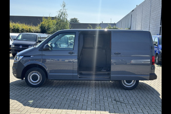 Volkswagen Transporter 2.0 TDI 150PK AUTOMAAT EURO6 L1H1 Achteruitrijcamera/carplay/navigatie