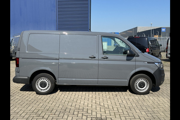 Volkswagen Transporter 2.0 TDI 150PK AUTOMAAT EURO6 L1H1 Achteruitrijcamera/carplay/navigatie