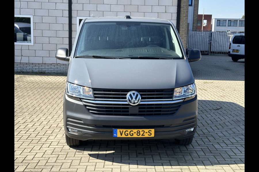 Volkswagen Transporter 2.0 TDI 150PK AUTOMAAT EURO6 L1H1 Achteruitrijcamera/carplay/navigatie