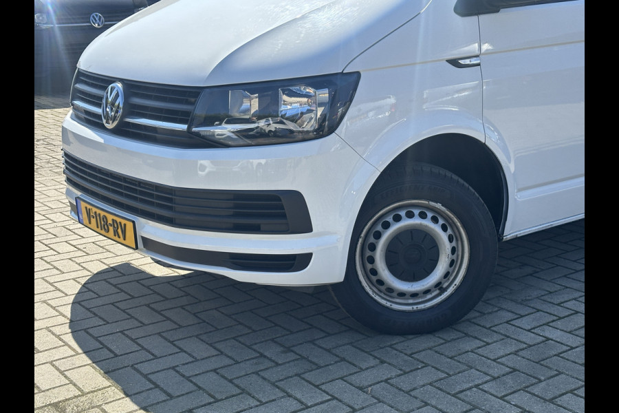 Volkswagen Transporter 2.0 TDI 150PK EURO6 L2H1 DC 5 zitplaatsen Navigatiesysteem/trekhaak/app connect