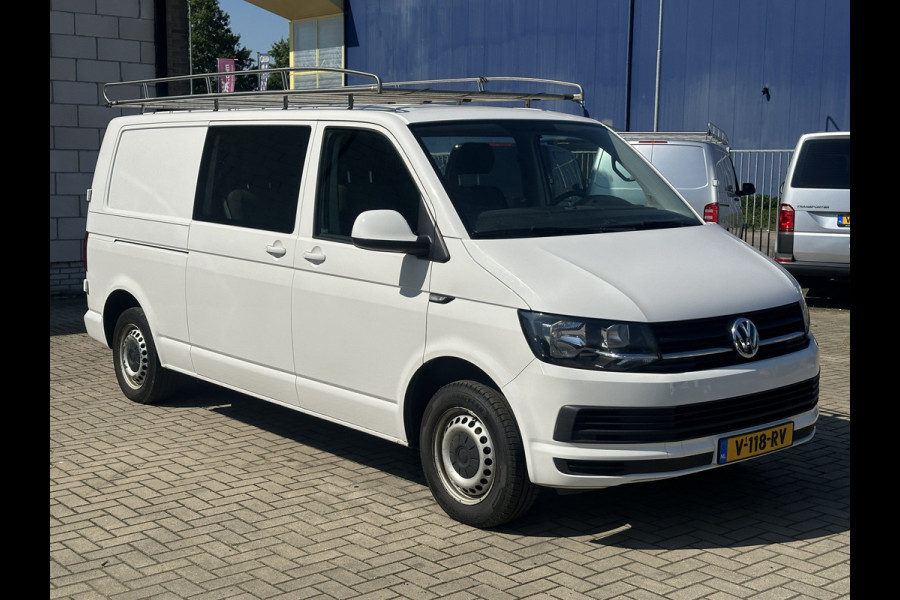 Volkswagen Transporter 2.0 TDI 150PK EURO6 L2H1 DC 5 zitplaatsen Navigatiesysteem/trekhaak/app connect