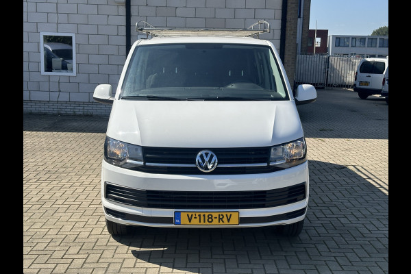 Volkswagen Transporter 2.0 TDI 150PK EURO6 L2H1 DC 5 zitplaatsen Navigatiesysteem/trekhaak/app connect