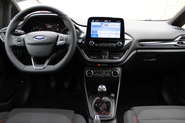 Ford Fiesta 1.0 EcoBoost Hybrid ST-Line | Winterpack | Adaptieve cruise | Climate | Carplay | Parkeerhulp