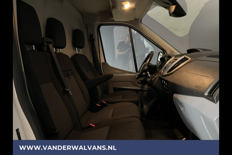 Ford Transit 2.0 TDCI L2H2 Euro6 Airco | Imperiaal | Trekhaak | LED | Cruisecontrol Trap, Parkeersensoren, Bijrijdersbank