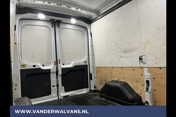 Ford Transit 2.0 TDCI L2H2 Euro6 Airco | Imperiaal | Trekhaak | LED | Cruisecontrol Trap, Parkeersensoren, Bijrijdersbank