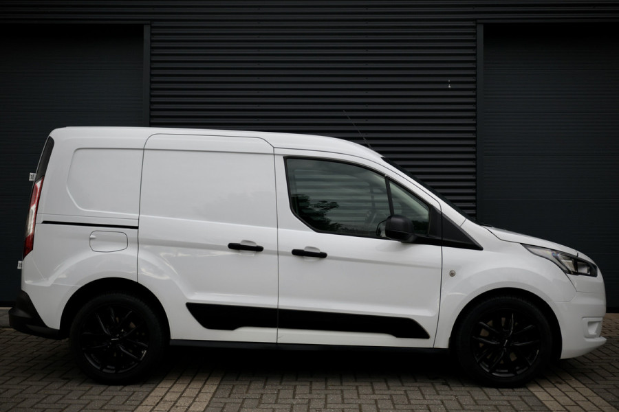 Ford Transit Connect 1.5 EcoBlue Camera | Navigatie | ACC | Blind Spot | CarPlay | 3-Zitter | Stoelverwarming | Airco | Dealer onderhouden | Nieuwe APK | Onderhoudsbeurt