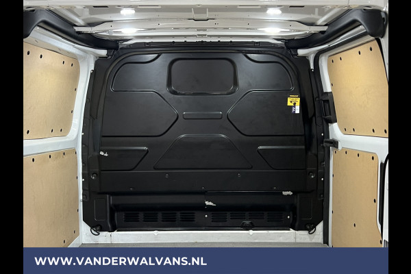 Ford Transit Custom 2.0 TDCI L2H1 Euro6 Airco | LED | Cruisecontrol | 2800kg trekvermogen Parkeersensoren, Verwarmde voorruit, Bijrijdersbank