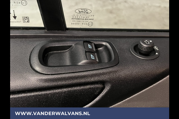 Ford Transit Custom 2.0 TDCI L2H1 Euro6 Airco | LED | Cruisecontrol | 2800kg trekvermogen Parkeersensoren, Verwarmde voorruit, Bijrijdersbank