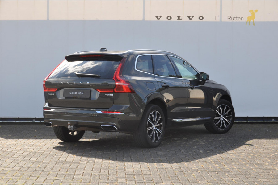 Volvo XC60 T5 250PK Automaat Inscription / Semi-elektrisch inklapbare trekhaak / Pilot Assist / Adaptieve cruise control / BLIS / Achteruitrijcamera /