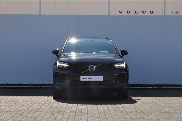 Volvo XC40 T4 211PK Automaat Recharge R-Design / Pilot assist / Adaptieve cruise control / Apple carplay / Android auto / achteruitrij camera / Parkeersensoren voor en achter /