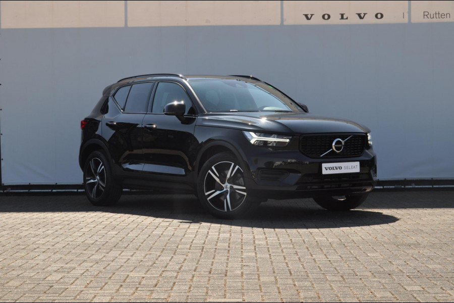 Volvo XC40 T4 211PK Automaat Recharge R-Design / Pilot assist / Adaptieve cruise control / Apple carplay / Android auto / achteruitrij camera / Parkeersensoren voor en achter /