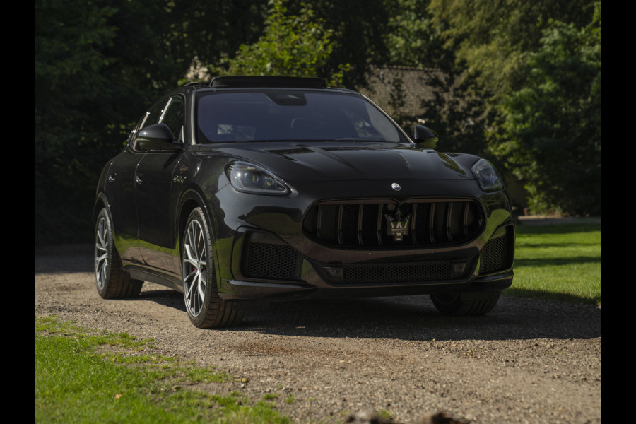 Maserati Grecale 3.0 V6 Trofeo 530pk | Sonus Faber Hifi | Pano-dak | Veel carbon | Stoelkoeling | Luchtvering etc!