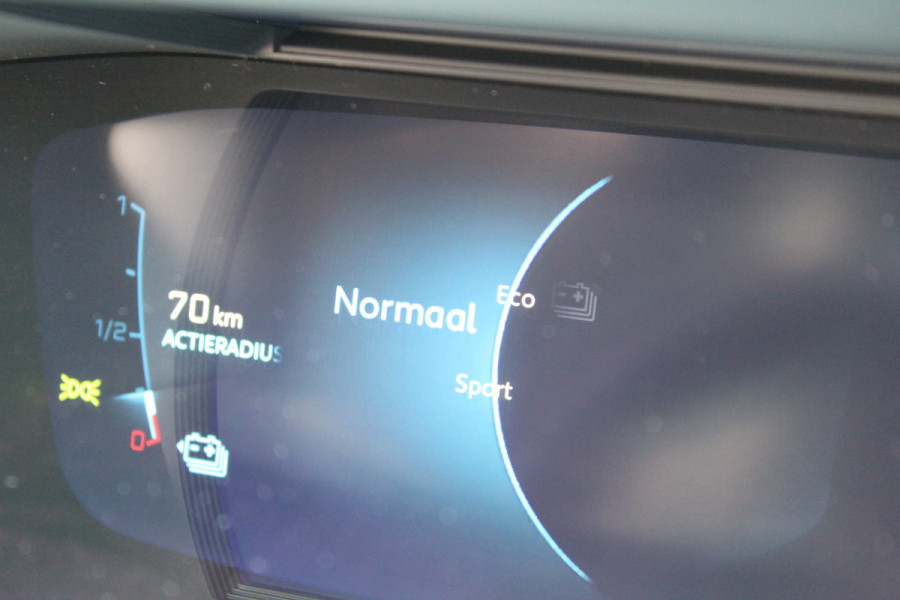 Peugeot e-208 EV GT Pack 50 kWh | Navigatie | Winterpack | LED | BLIS | Adaptieve Cruise