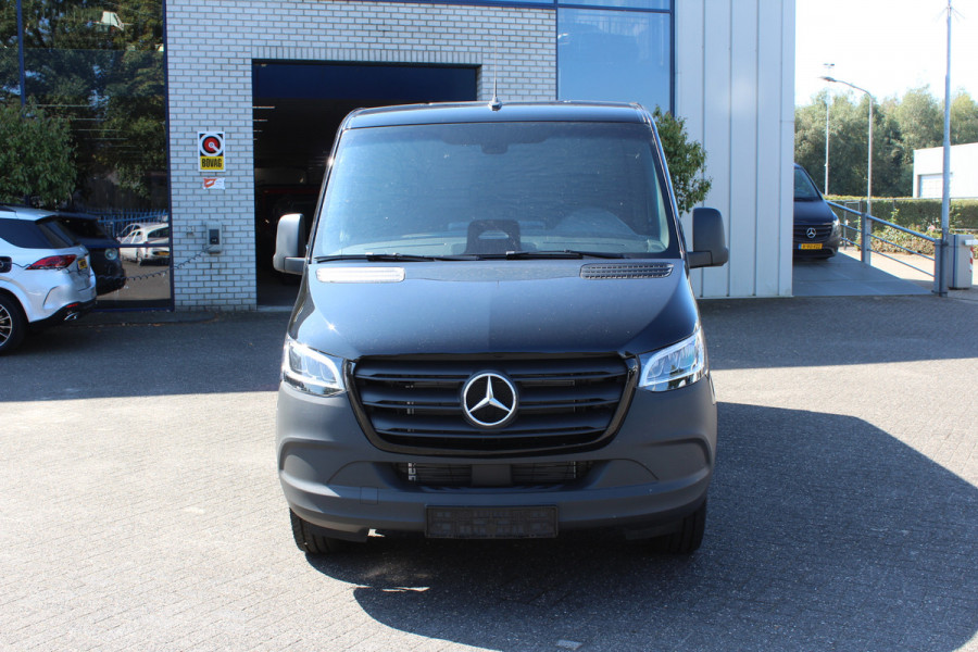 Mercedes-Benz Sprinter 317 CDI L2H1 PRO 3500 KG trekgewicht, LED, MBUX 10.25 met camera, Smartphone integratie