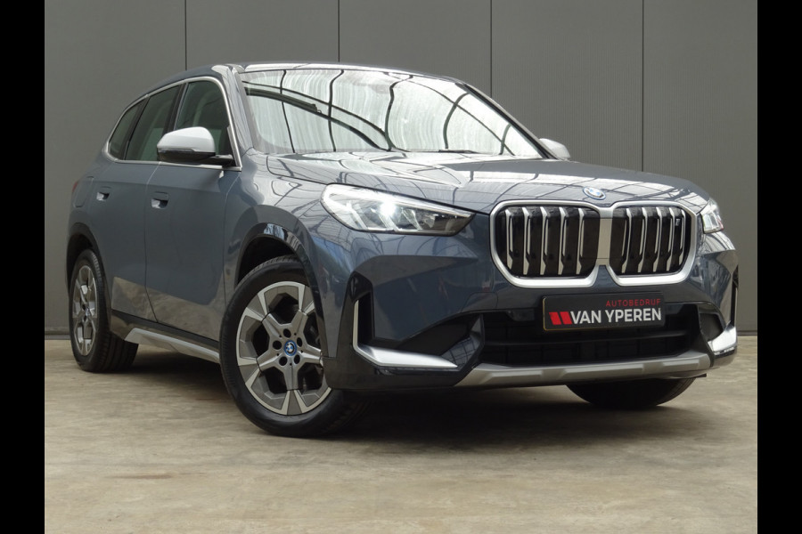 BMW iX1 xDrive30 Launch Edition 67 kWh * H/K * LEER * CARPLAY !!