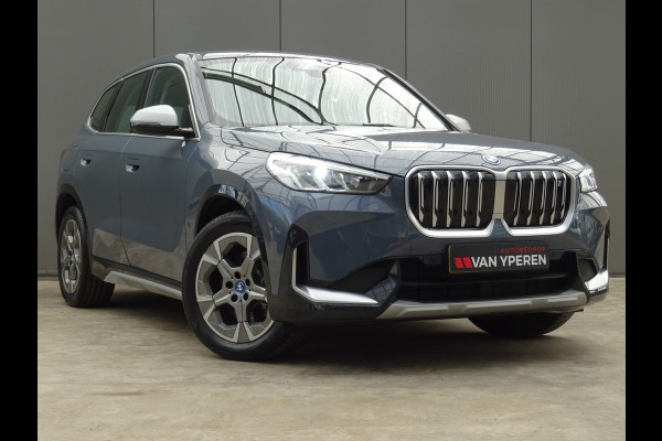 BMW iX1 xDrive30 Launch Edition 67 kWh * H/K * LEER * CARPLAY !!