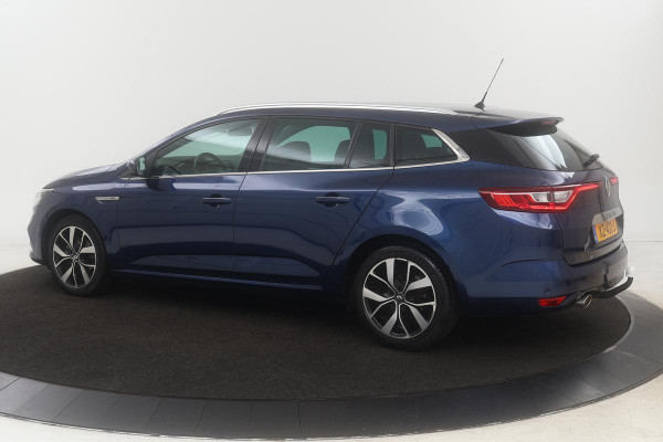 Renault Mégane 1.3 TCe Bose | Camera | Trekhaak | Park Assist | Carplay | Half leder | Keyless | Navigatie | DAB+