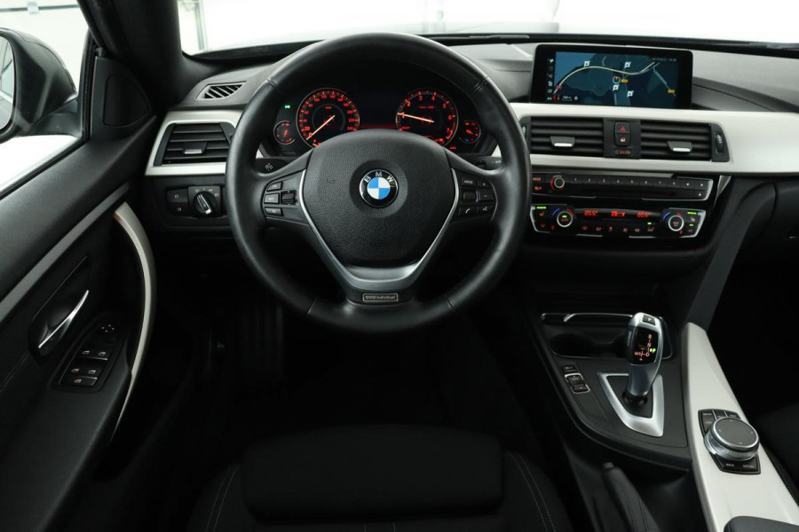 BMW 4 Serie 418i Executive | Schuifdak | Camera | Trekhaak | Sportstoelen | DAB+ | Carplay | PDC | Navigatie | Full LED