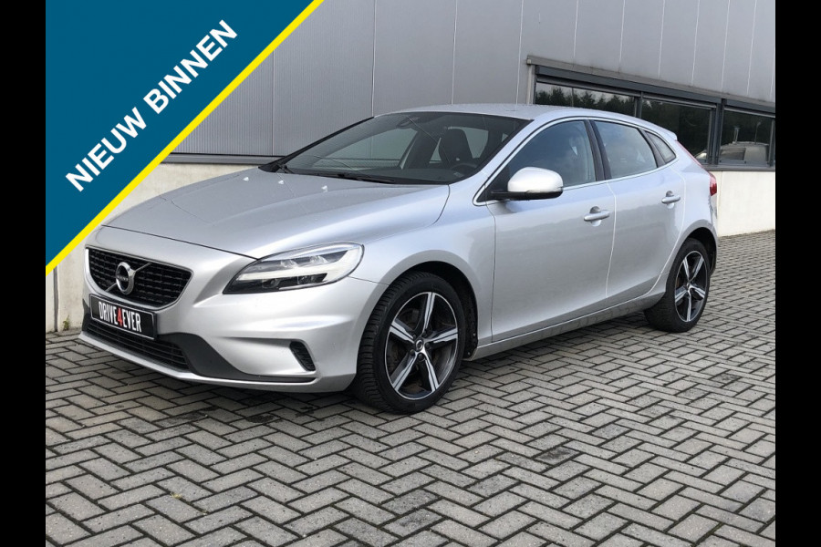 Volvo V40 2.0 T2 R-Design 11-2016 met Navi Climate Pdc Elek pakket Sportve