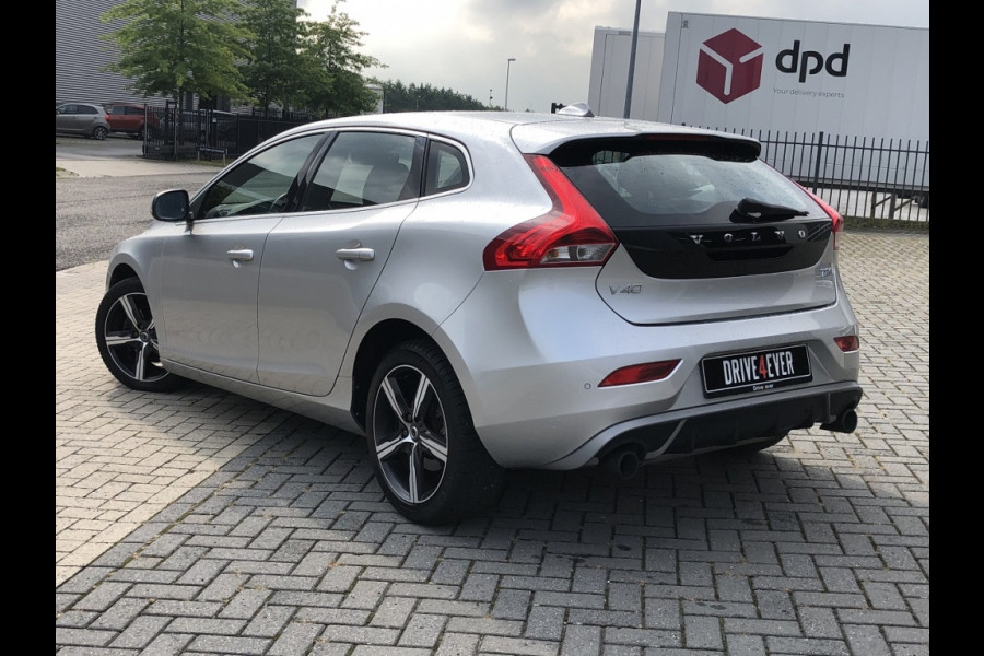 Volvo V40 2.0 T2 R-Design 11-2016 met Navi Climate Pdc Elek pakket Sportve