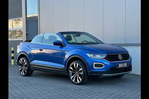 Volkswagen T-Roc Cabrio 1.5 TSI SPORT DSG NAVI VIRTUAL CLIMATE PDC 19 INCH SPORTVELGEN