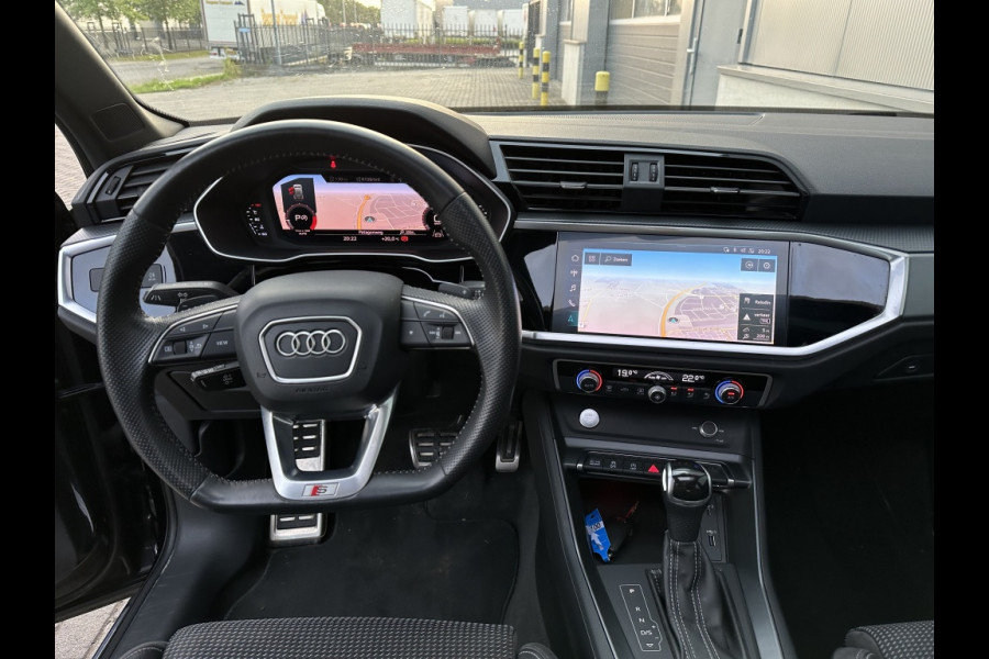 Audi Q3 40 TFSI q. 3X S Line m2020 PANO NAVI CAMERA PDC LEDER