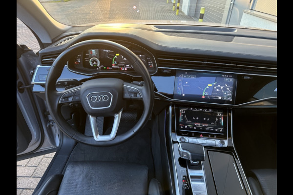 Audi Q8 55 TFSI e q ProLine FULL PANO NAVI LUCHTVERING ACC ECC 360 CAMER