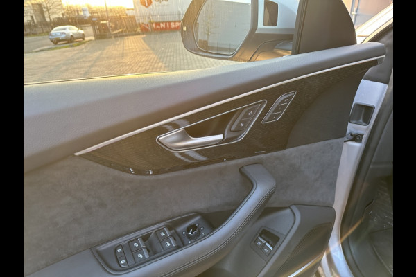 Audi Q8 55 TFSI e q ProLine FULL PANO NAVI LUCHTVERING ACC ECC 360 CAMER