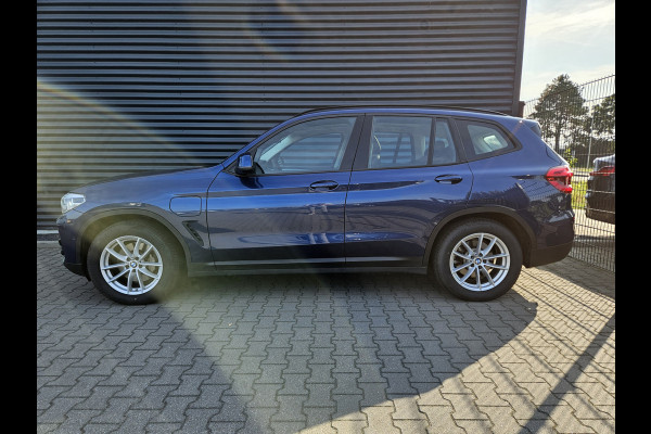 BMW X3 xDrive30e Sportline Plug In Hybrid Dealer O.H PHEV | Panodak | Adaptive Cruise | Lederen Sportstoelen | Apple Carplay | Camera | Adaptive LED | Stuurverwarming |