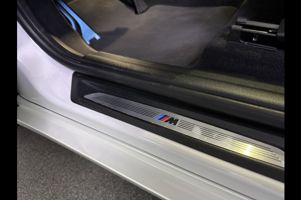 BMW X1 xDrive25e M Sport Plug in Hybrid PHEV | Panodak | Harman Kardon | Lederen Sportstoelen Memory | Trekhaak Afneembaar | Head Up | Camera |