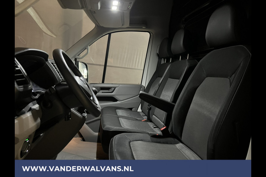 Volkswagen Crafter 2.0 TDI 141pk L4H3 L3H2 Euro6 Airco | Camera | Apple Carplay | Android Auto Parkeersensoren, Bijrijdersbank